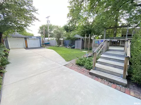 648 W Vine St, Springfield, IL 62704 photo 35