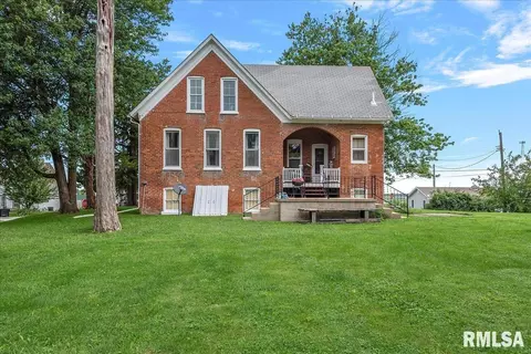 586 Moore St, Milton, IL 62352 photo 5