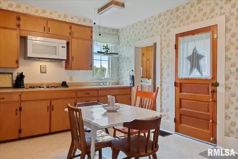 586 Moore St, Milton, IL 62352 photo 13