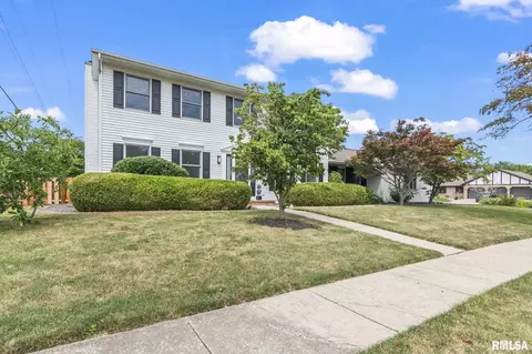 3301 Red Bud Ln, Springfield, IL 62712 photo 2