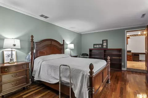 Bedroom - 7000 Gardenview, Springfield, IL 62712 photo 1 of 11