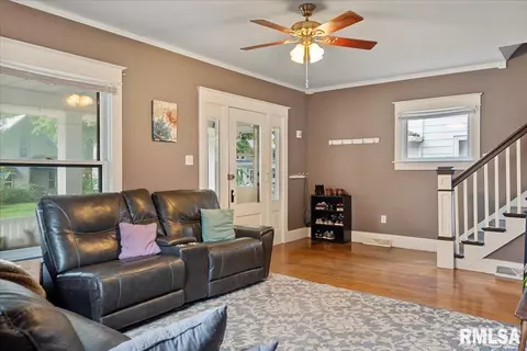 1305 S Walnut St, Springfield, IL 62704 photo 8