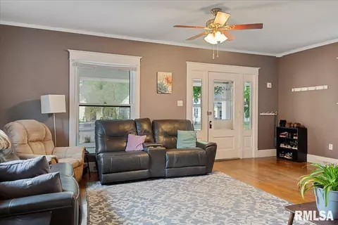 1305 S Walnut St, Springfield, IL 62704 photo 7