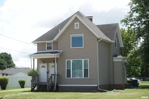 1558 E Main St, Galesburg, IL 61401