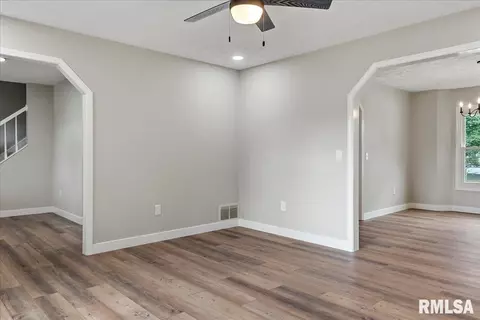3101 Cascade Dr, Springfield, IL 62704 photo 7