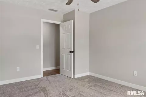 3101 Cascade Dr, Springfield, IL 62704 photo 24
