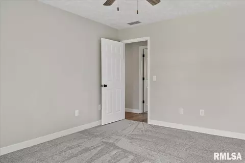3101 Cascade Dr, Springfield, IL 62704 photo 27