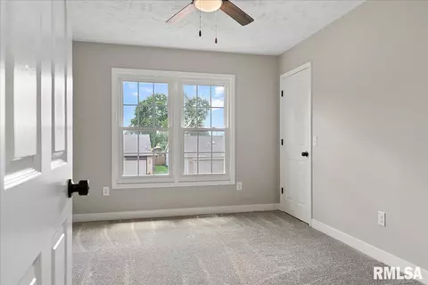 3101 Cascade Dr, Springfield, IL 62704 photo 25