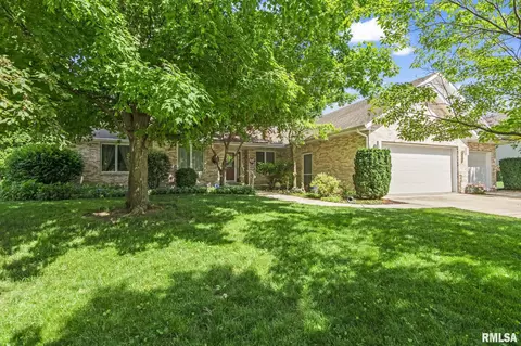 2520 Chicory Dr, Springfield, IL 62711