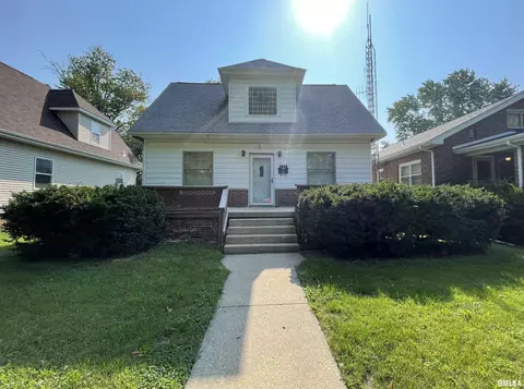 2142 Yale Blvd, Springfield, IL 62703 photo 1