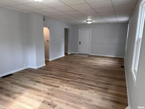 Living - 1749 N Milton Ave, Grandview, IL 62702 photo 1 of 2