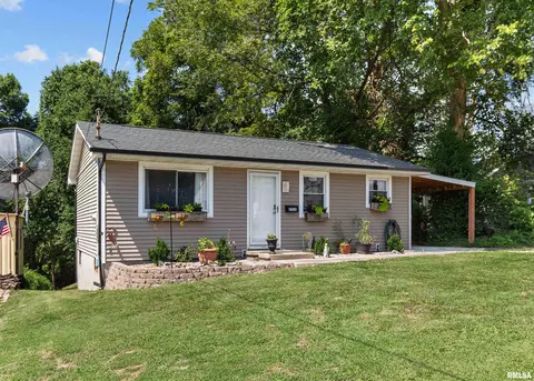 2314 Birch St, Alton, IL 62002