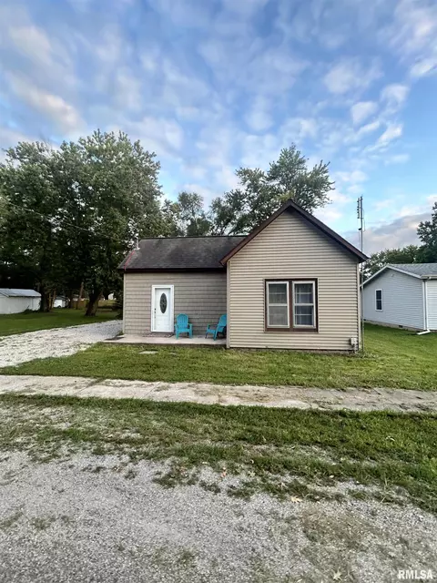 508 W Jefferson St, Athens, IL 62613