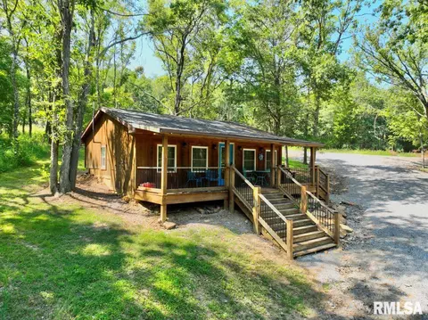 350 Sugar Creek Rd, Goreville, IL 62939