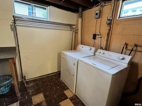 Other - 1813 Grant St, Springfield, IL 62703 photo 8 of 17
