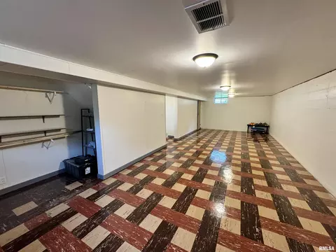 Other - 1813 Grant St, Springfield, IL 62703 photo 14 of 17