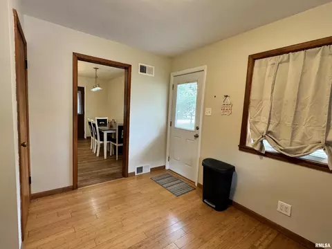 Entry Way - 1813 Grant St, Springfield, IL 62703 photo 1 of 1