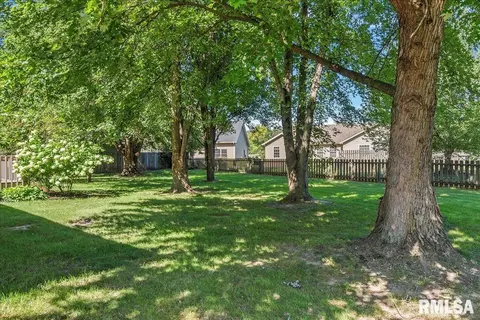 Exterior - 799 Shoshoni Dr, Springfield, IL 62711 photo 8 of 9