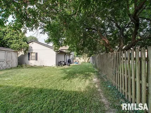 200 Nottingham Rd, Springfield, IL 62704 photo 8