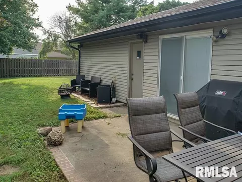 200 Nottingham Rd, Springfield, IL 62704 photo 5