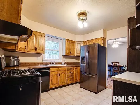 200 Nottingham Rd, Springfield, IL 62704 photo 16