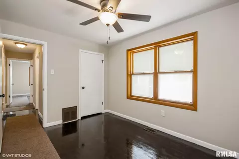 2345 Yale Blvd, Springfield, IL 62703 photo 8