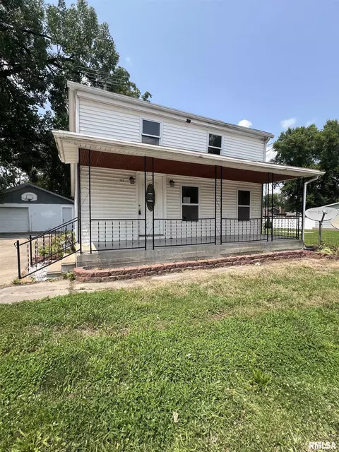 145 E Mechanics St, New Canton, IL 62356