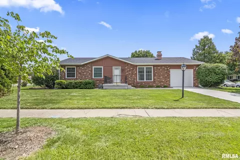 2100 Darby St, Springfield, IL 62702 photo 3