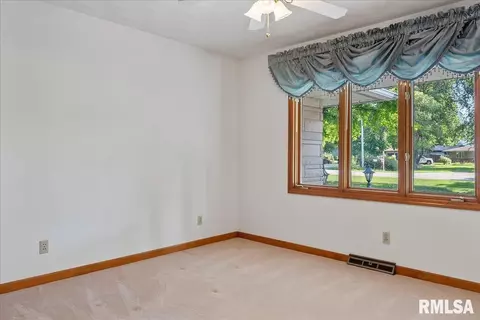 3 Lorrie Ln, Springfield, IL 62703 photo 8