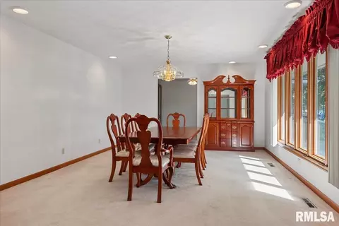 3 Lorrie Ln, Springfield, IL 62703 photo 6