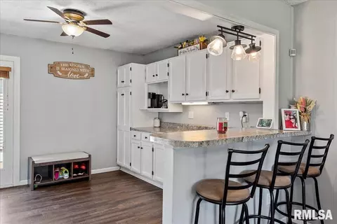 3029 Sandgate Rd, Springfield, IL 62702 photo 8