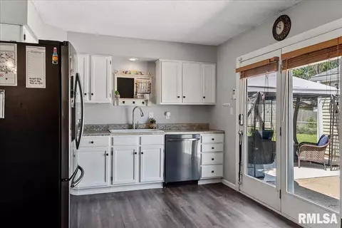 3029 Sandgate Rd, Springfield, IL 62702 photo 9