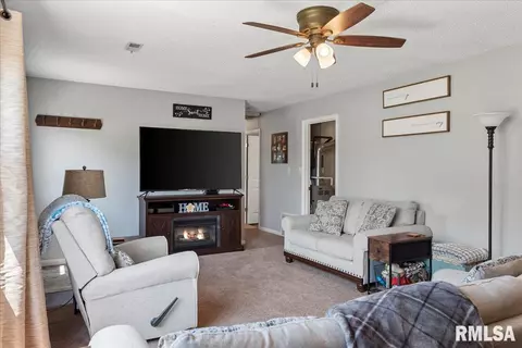 3029 Sandgate Rd, Springfield, IL 62702 photo 7