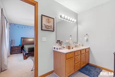 2406 Harrier Rd, Springfield, IL 62711 photo 15