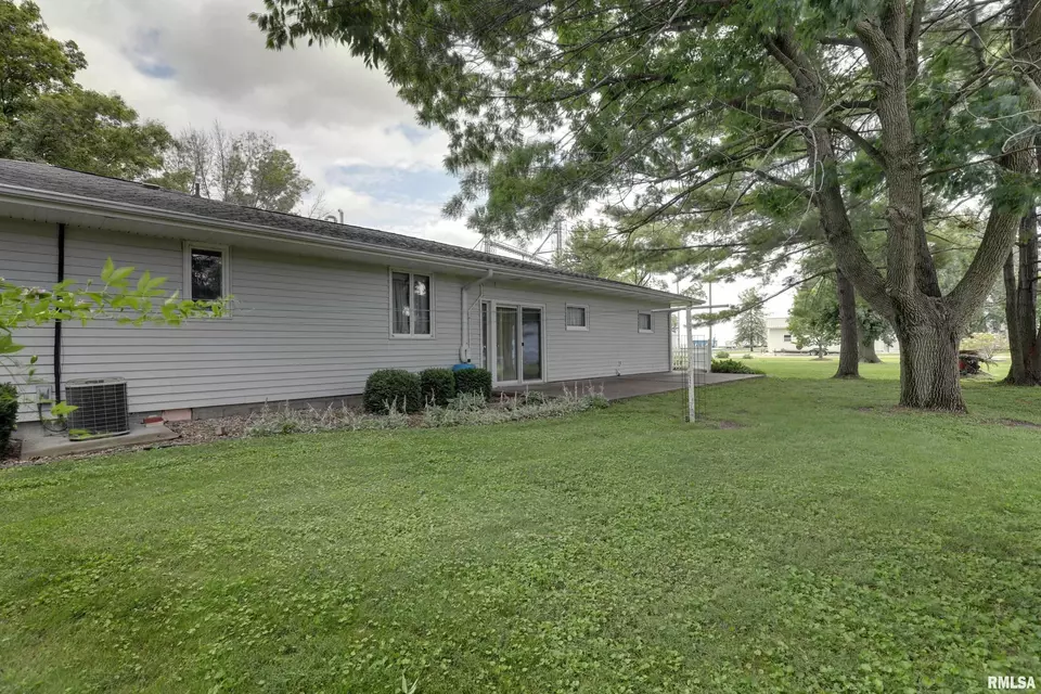  203 Quincy St, Golden, IL 62339 photo 28