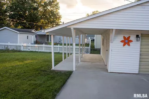 73 Foresters Ln, Springfield, IL 62704 photo 4