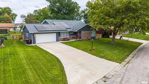 374 Northgate, Lincoln, IL 62656