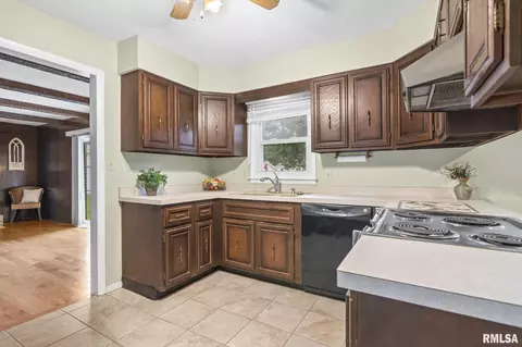 2517 Miami Trl, Springfield, IL 62702 photo 14