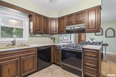 2517 Miami Trl, Springfield, IL 62702 photo 13