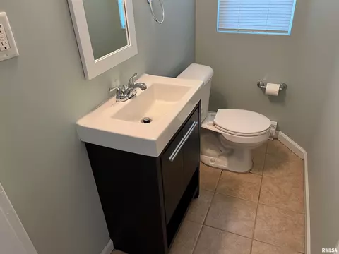 1160 N 3rd St, Springfield, IL 62702 photo 20