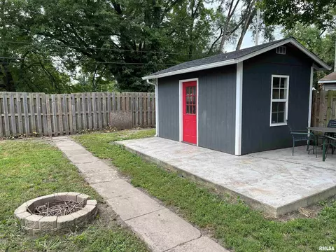 1160 N 3rd St, Springfield, IL 62702 photo 28
