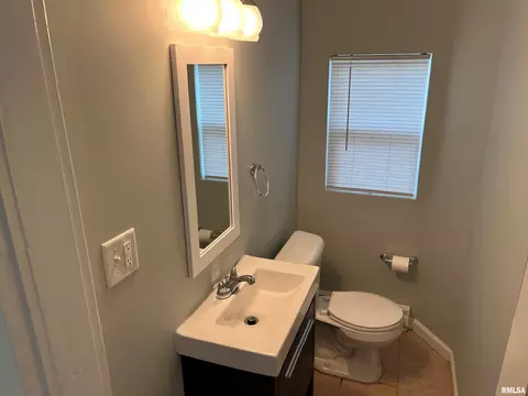 1160 N 3rd St, Springfield, IL 62702 photo 13