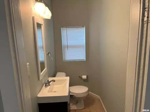1160 N 3rd St, Springfield, IL 62702 photo 12