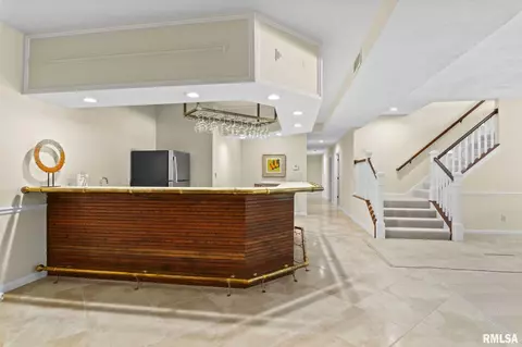 Entry Way - 1908 Oak Creek Rd, Springfield, IL 62704 photo 4 of 4