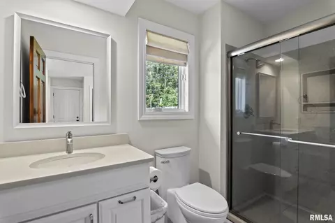 Bath - 1908 Oak Creek Rd, Springfield, IL 62704 photo 7 of 8