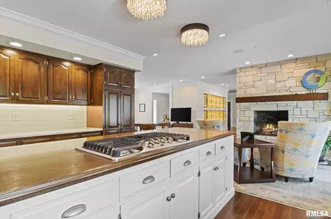 Kitchen - 1908 Oak Creek Rd, Springfield, IL 62704 photo 2 of 6