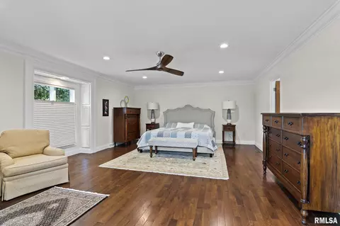 Bedroom - 1908 Oak Creek Rd, Springfield, IL 62704 photo 1 of 9