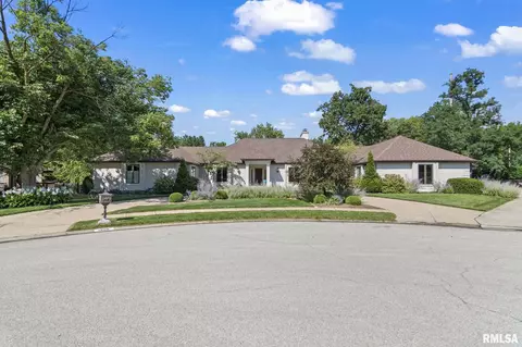 Exterior - 1908 Oak Creek Rd, Springfield, IL 62704 photo 5 of 19