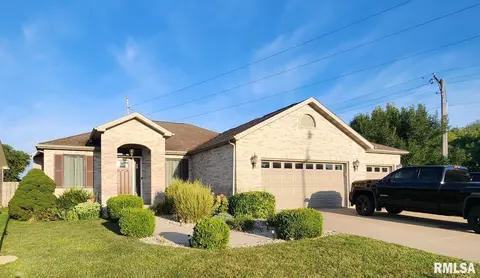 4101 Clearwater Ln, Springfield, IL 62703