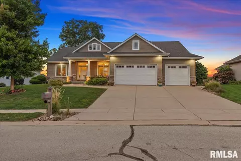 6005 Hedley Rd, Springfield, IL 62711